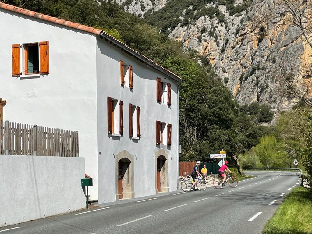 Aude Escape Bed & Breakfast Saint-Martin-Lys Екстериор снимка